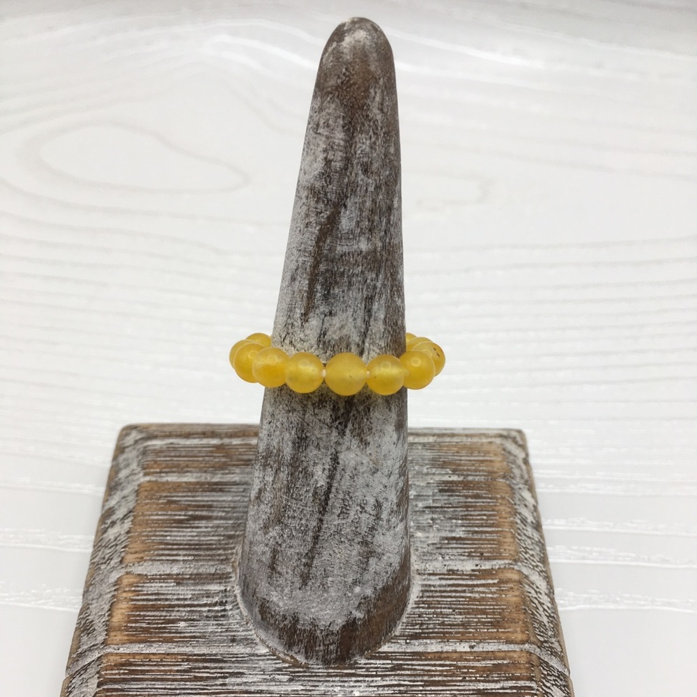 HANDCRAFTED Yellow Jade Stretch Bead Ring